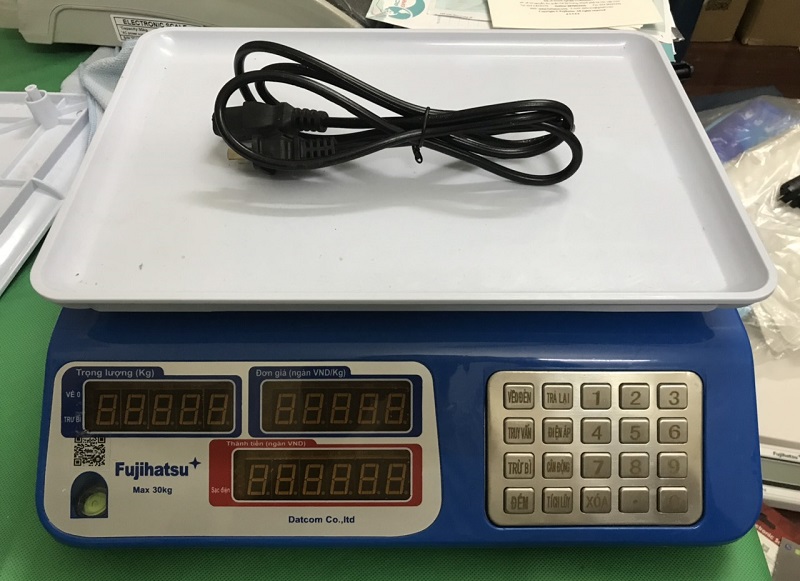 Nên lưu ý các dấu hiệu pin của cân điện tử bị chai để xử lý phù hợp và đúng cách